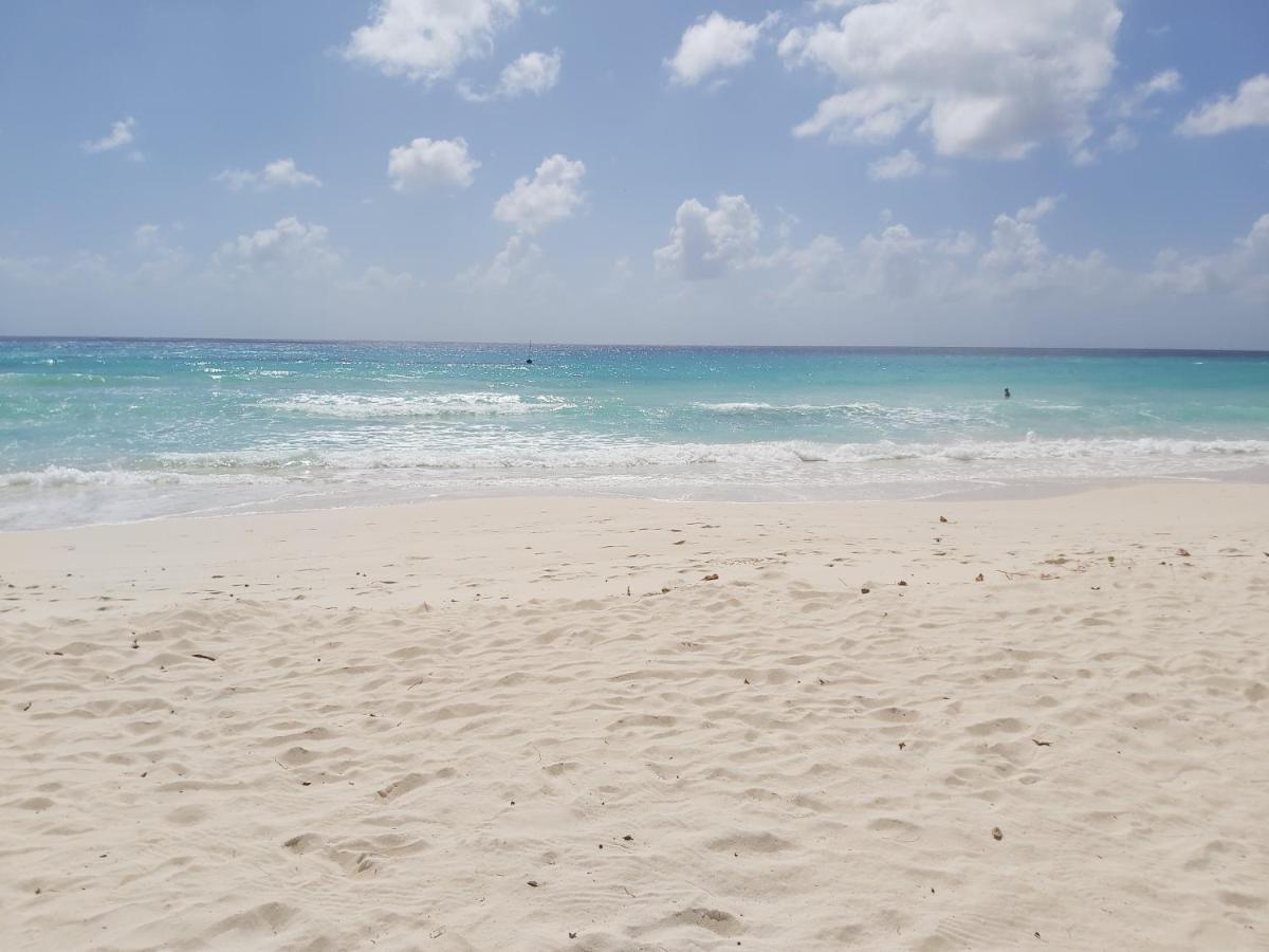 Ocean View Apartments Bridgetown Eksteriør bilde