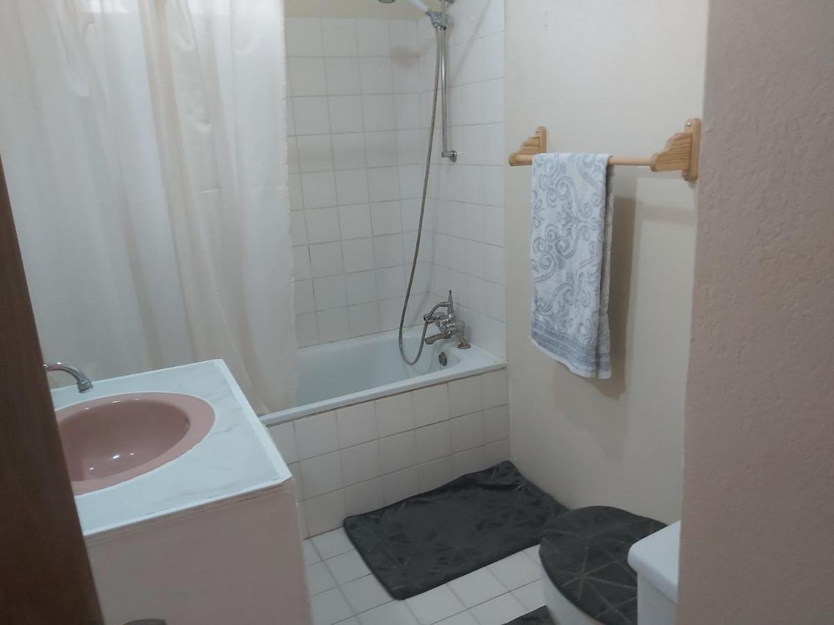 Ocean View Apartments Bridgetown Eksteriør bilde