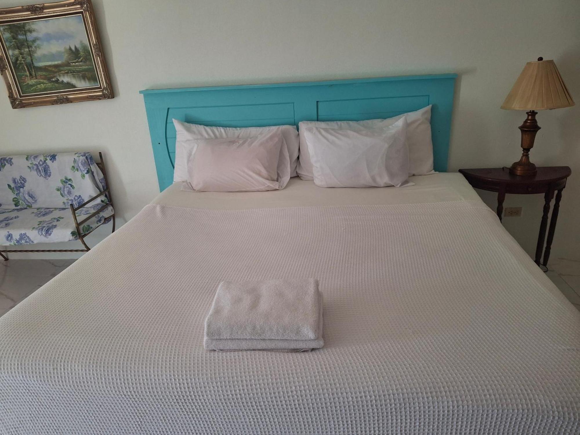 Ocean View Apartments Bridgetown Rom bilde
